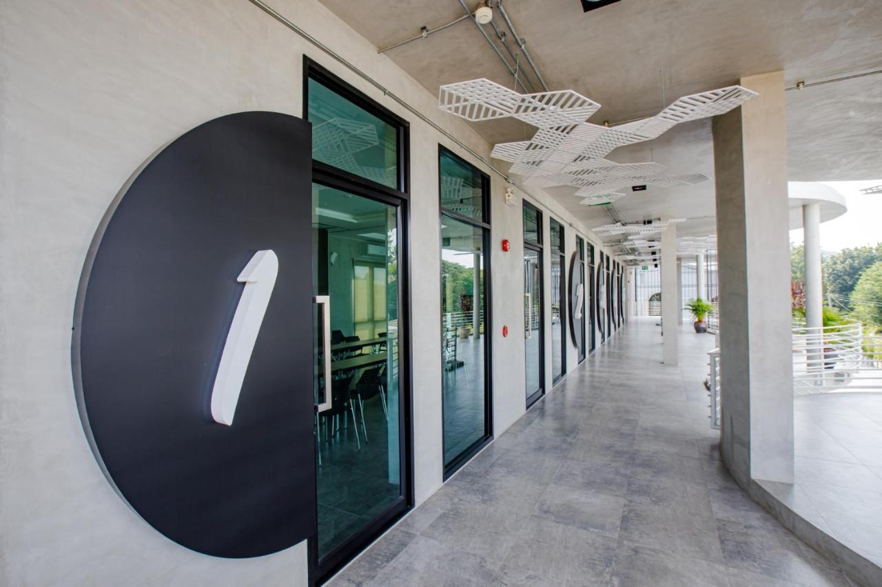 Le Lert Hotel Ratchaburi Zewnętrze zdjęcie