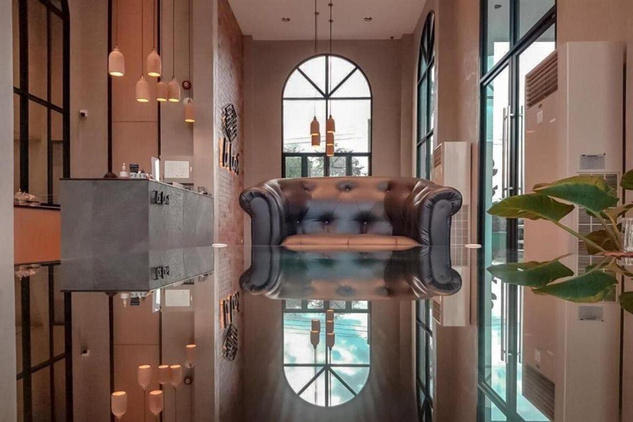 Le Lert Hotel Ratchaburi Zewnętrze zdjęcie